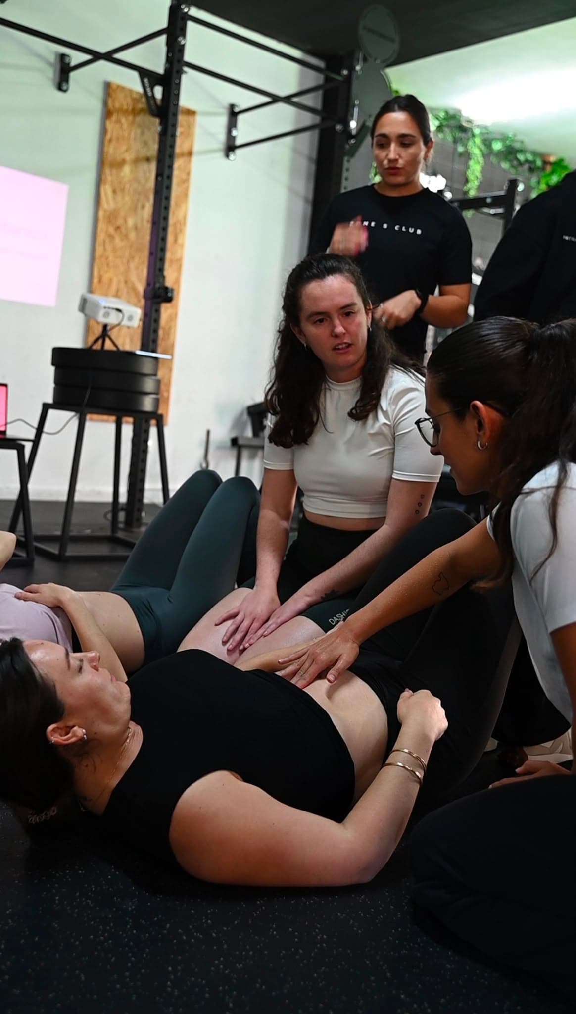 Taller práctico sobre embarazo y suelo pélvico